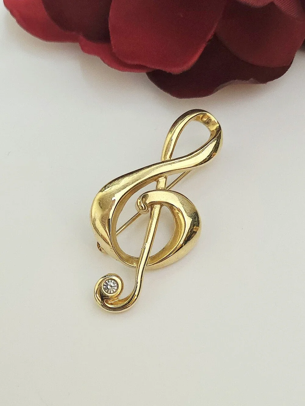 Vintage Liz Claiborne LC Gold Tone & Crystal Music Note Brooch